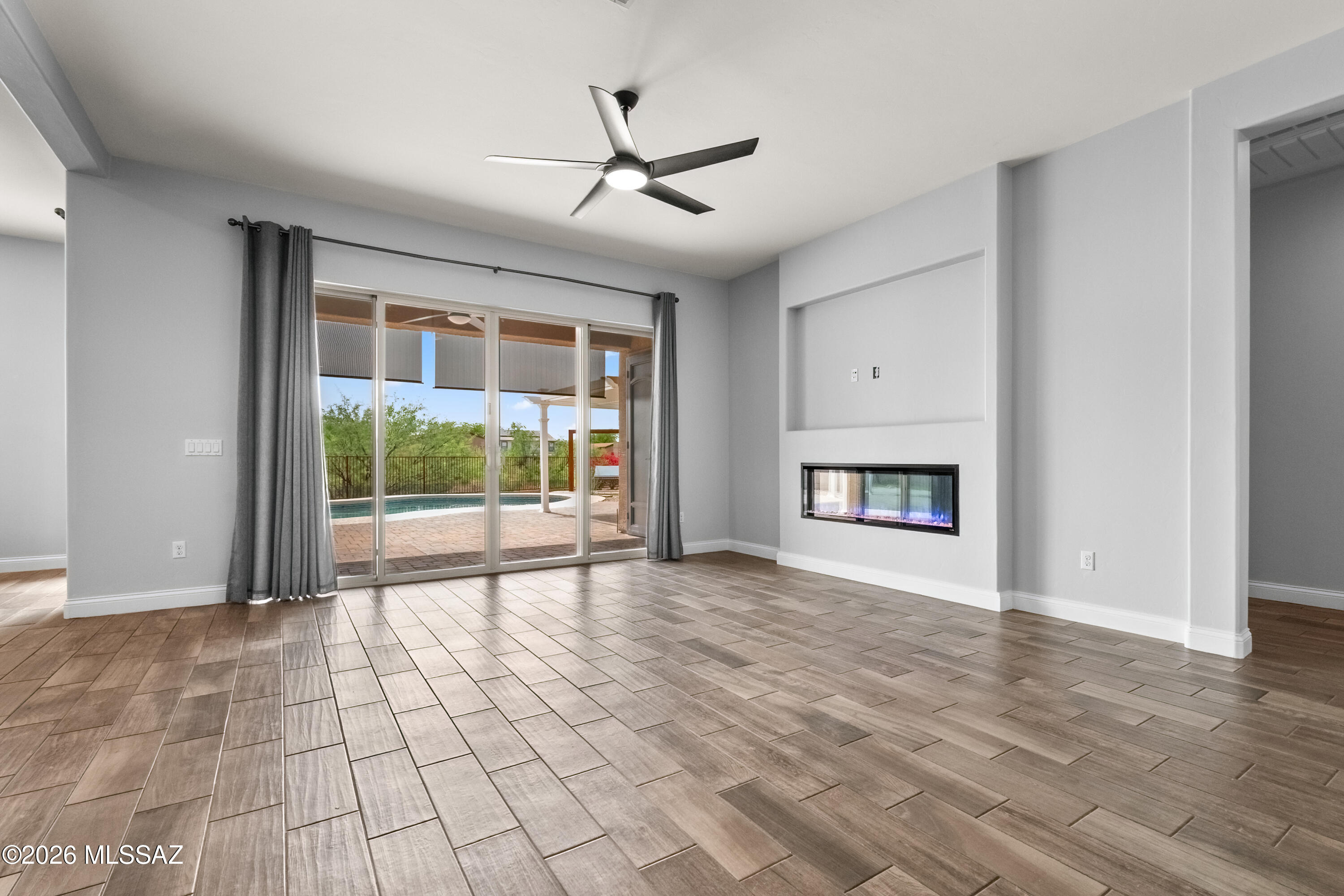 12947 North Morgan Ranch Road Oro Valley, AZ 85755 - Photo 2 of 50
