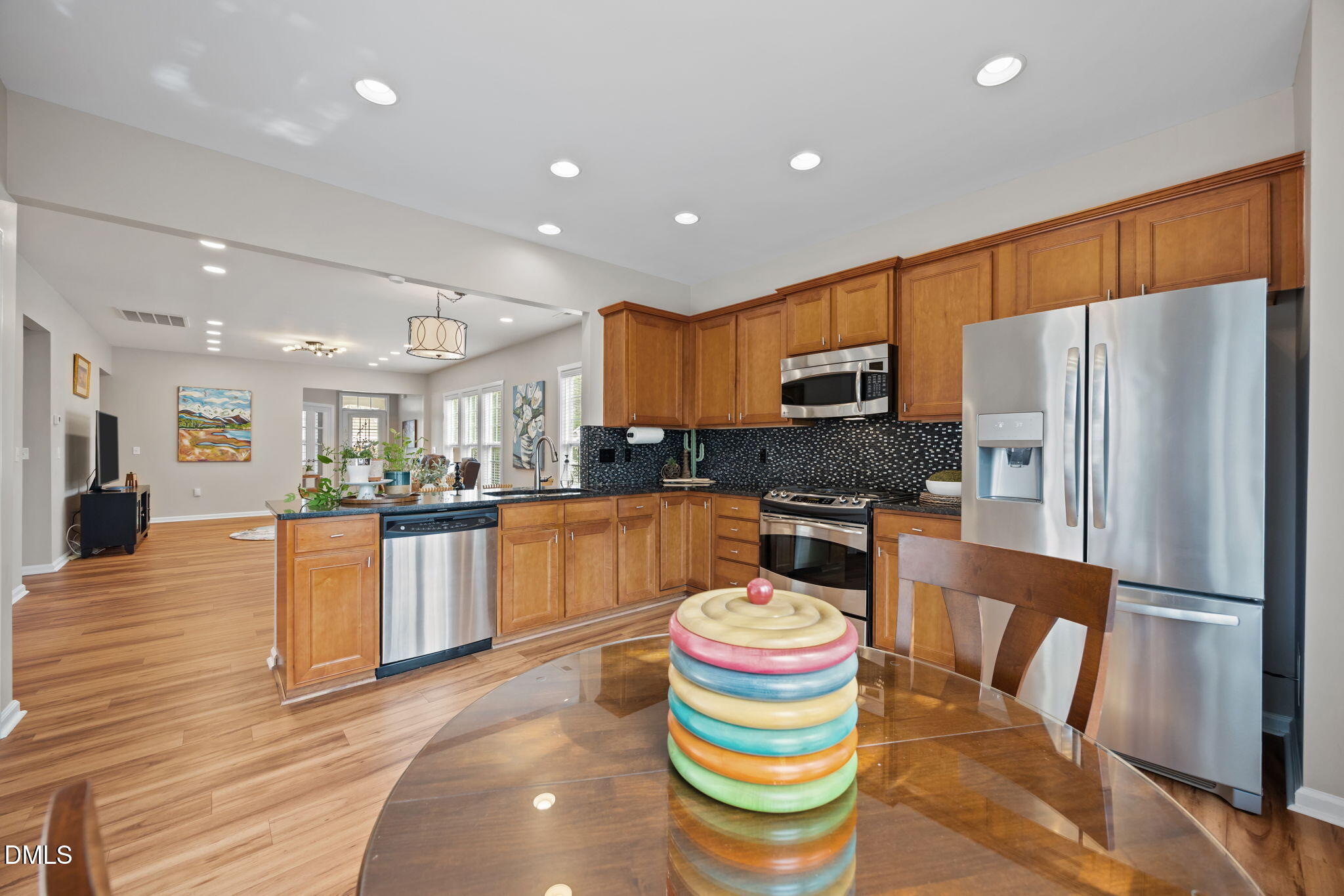 564 Tomkins Loop Cary, NC 27519 - Photo 13 of 36 Kitchen