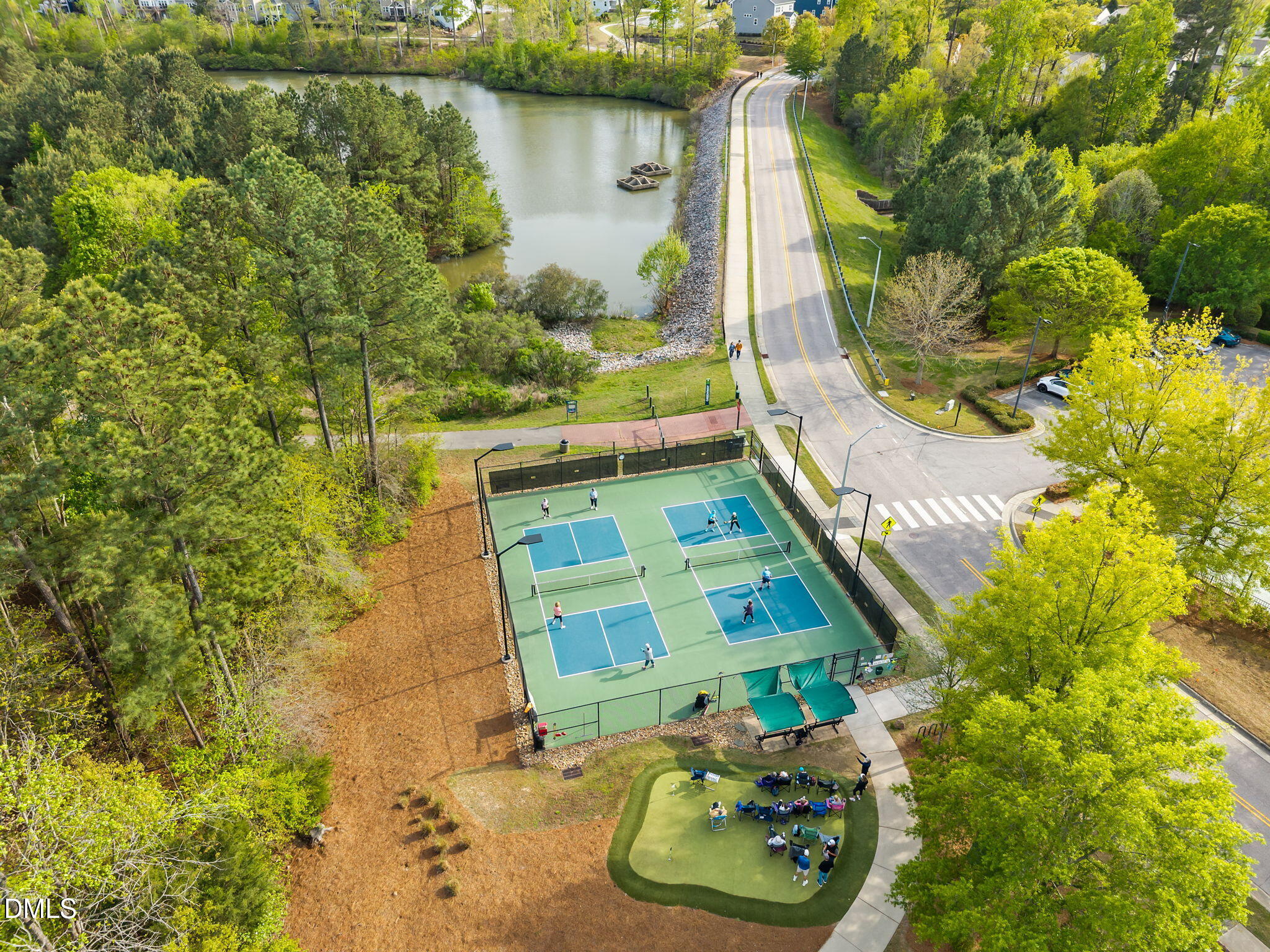 564 Tomkins Loop Cary, NC 27519 - Photo 35 of 36 Amenties