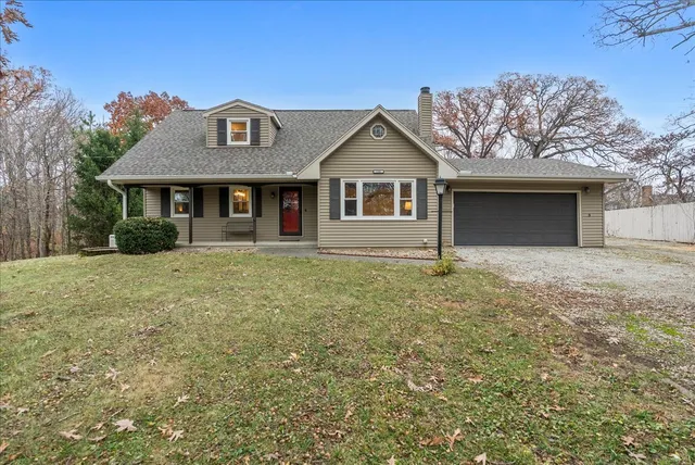 $340,000 | 1501 Highway 150, Congerville, IL 61729