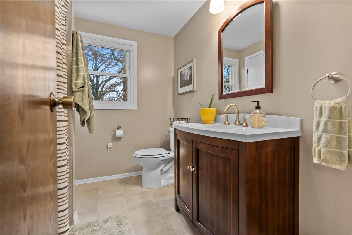 1501 Highway 150 Congerville, IL 61729 - Photo 17 of 49