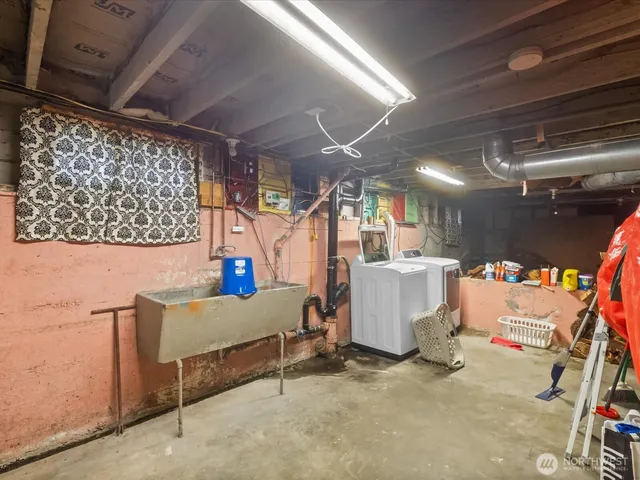 $649,950 | 1301 Oakes Avenue, Everett, WA 98201