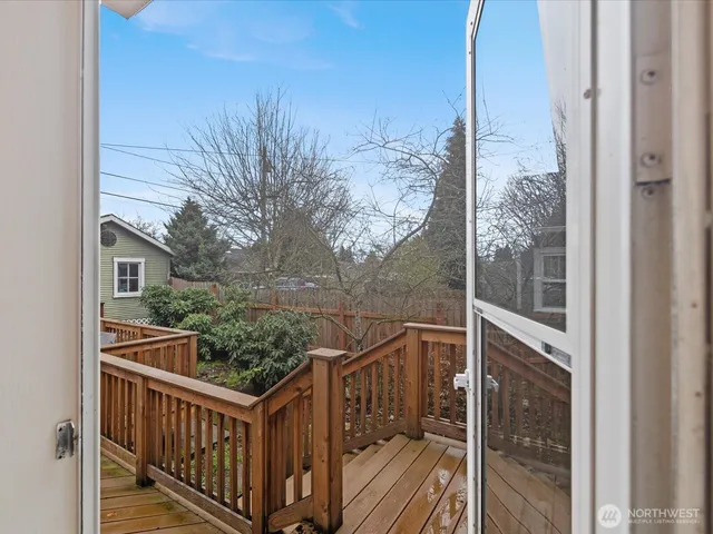$649,950 | 1301 Oakes Avenue, Everett, WA 98201