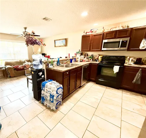 $250,000 | 387 Burton Street, Nahunta, GA 31553