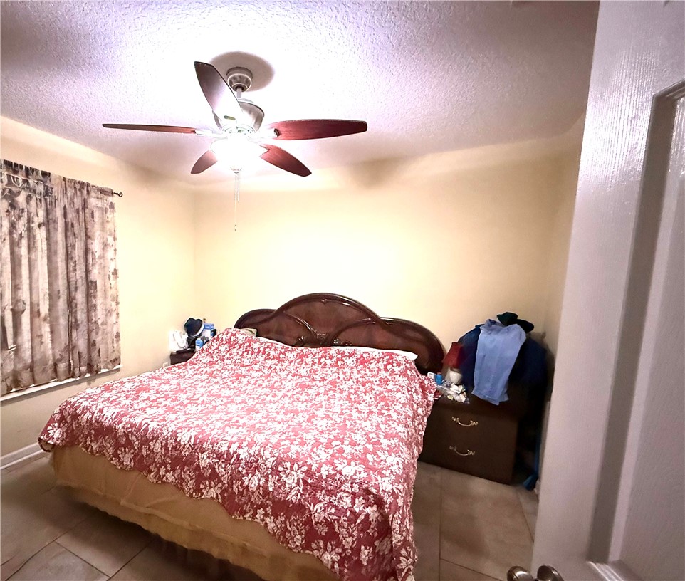 387 Burton Street Nahunta, GA 31553 - Photo 15 of 30 Bedroom unit A