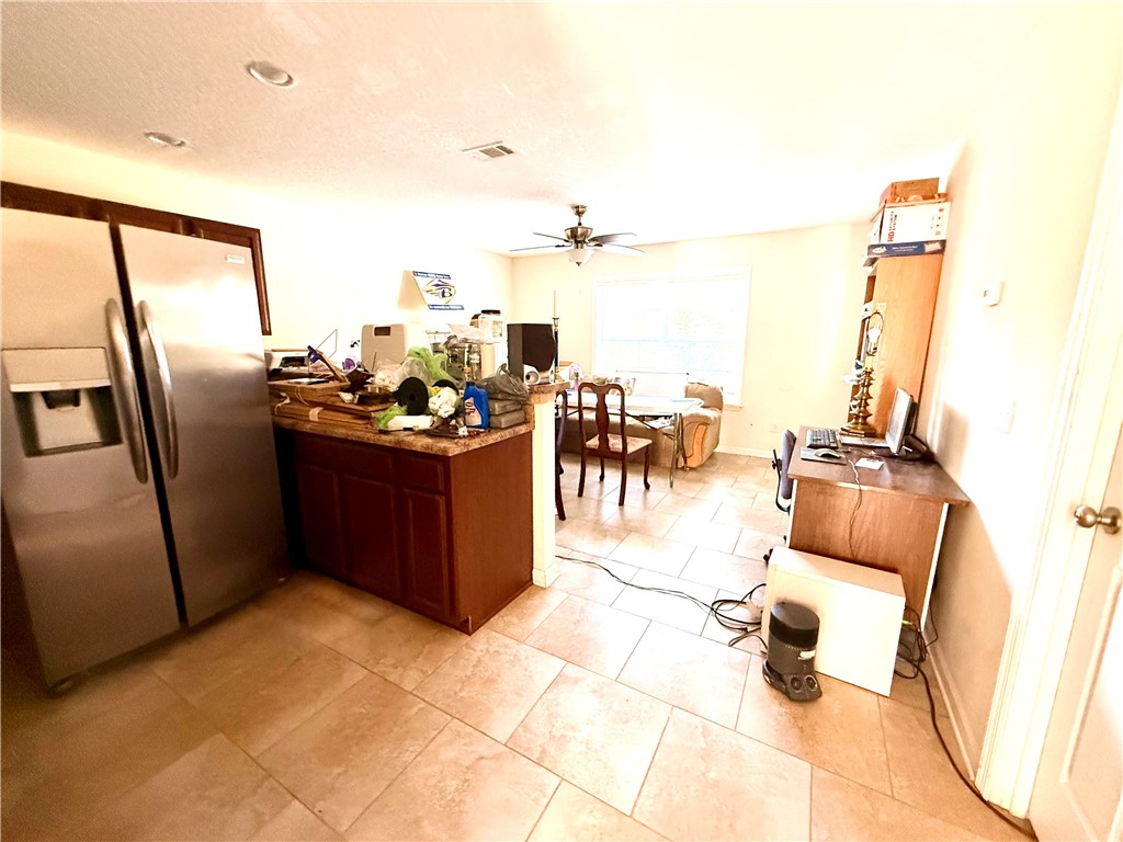 387 Burton Street Nahunta, GA 31553 - Photo 25 of 30 Kitchen unit B