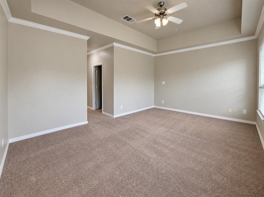6553 Rutherford Road Plano, TX 75023 - Photo 8 of 20 Gallery Image 8
