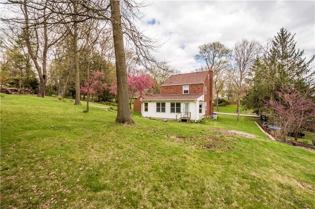 205 Navajo Road Pittsburgh, PA 15241 - Photo 16 of 17