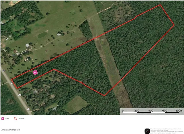 a black and white photo of a tennis court