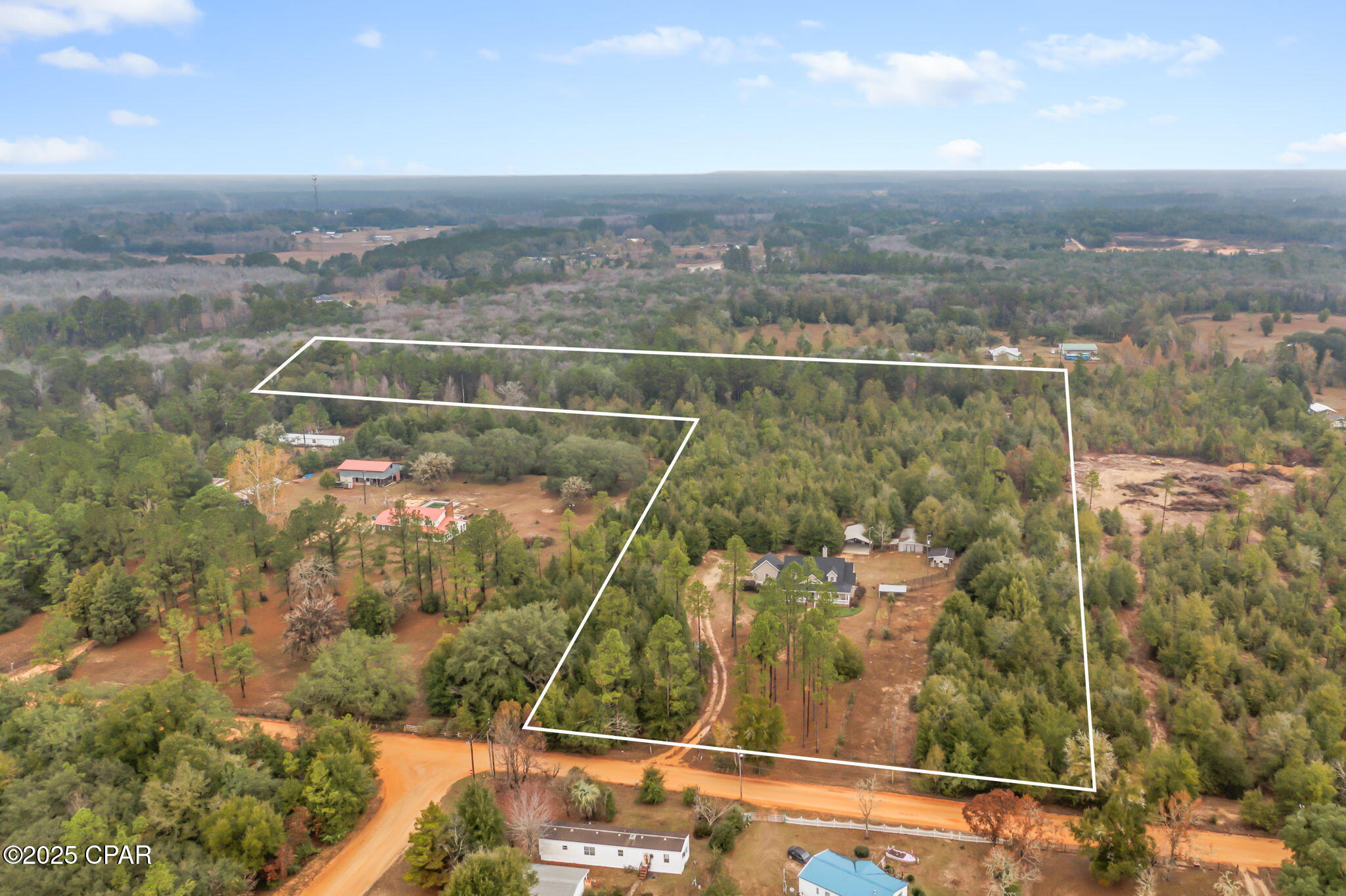 2415 Finch Circle Chipley, FL 32428 - Photo 2 of 41