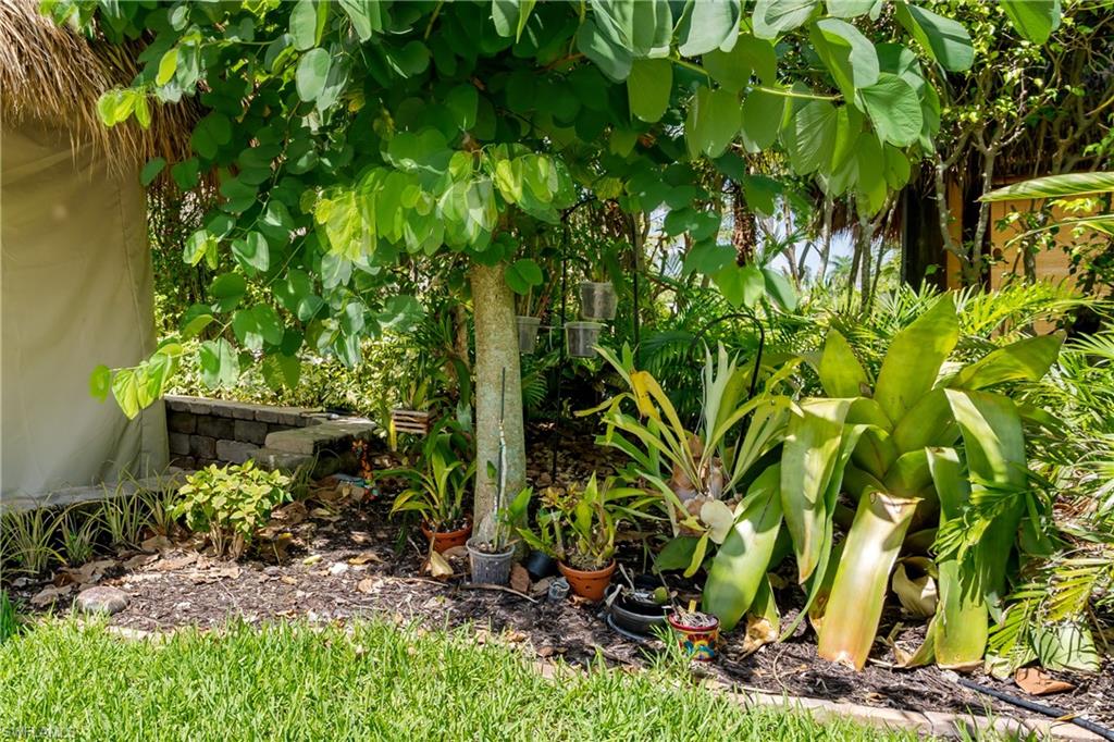 13573 Snapper Lane Naples, FL 34114 - Photo 16 of 47