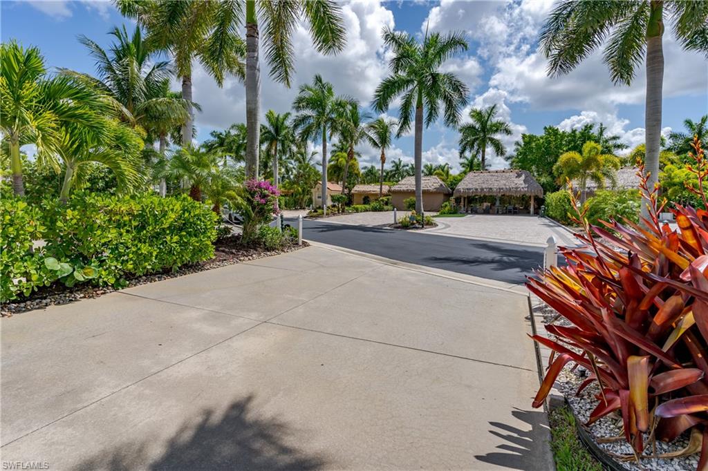 13573 Snapper Lane Naples, FL 34114 - Photo 29 of 47