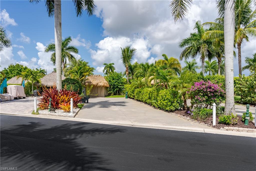 13573 Snapper Lane Naples, FL 34114 - Photo 3 of 47