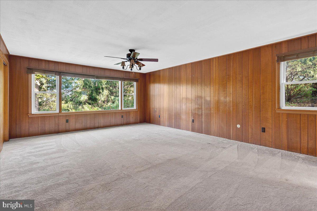 121 Midway Road Phoenixville, PA 19460 - Photo 18 of 55 Primary bedroom