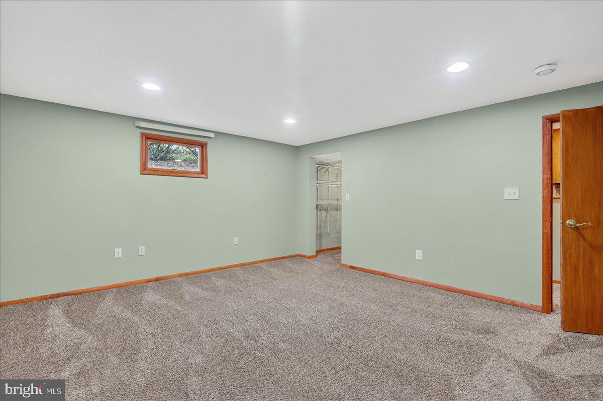 121 Midway Road Phoenixville, PA 19460 - Photo 31 of 55 In-law suite bedroom