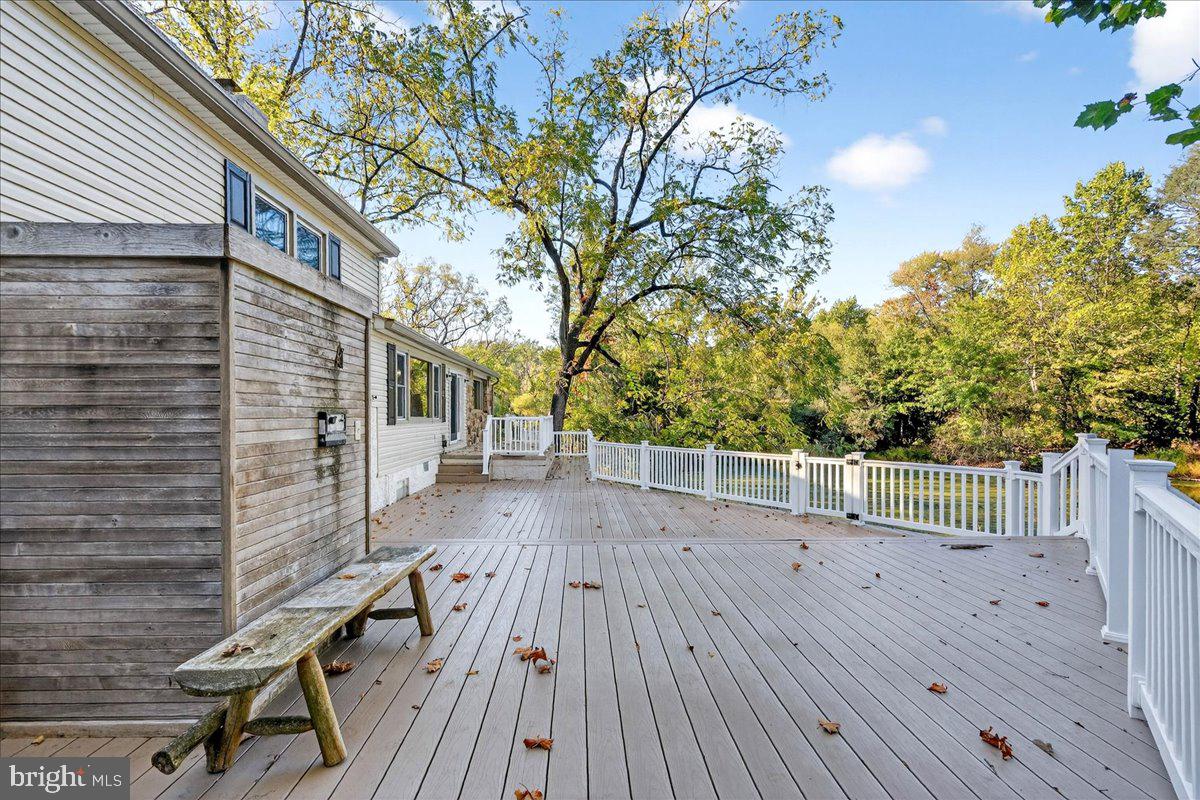 121 Midway Road Phoenixville, PA 19460 - Photo 38 of 55 Split-level back deck