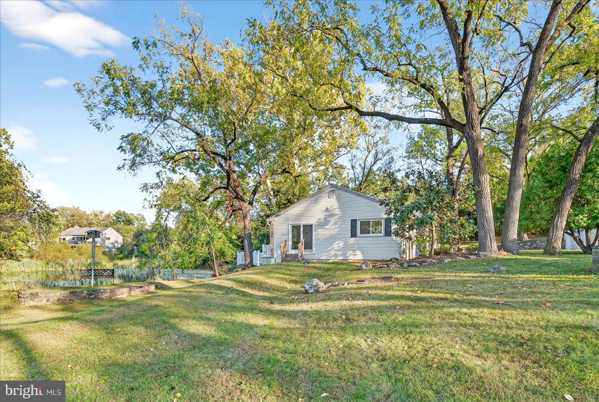 121 Midway Road Phoenixville, PA 19460 - Photo 48 of 55 Large yard