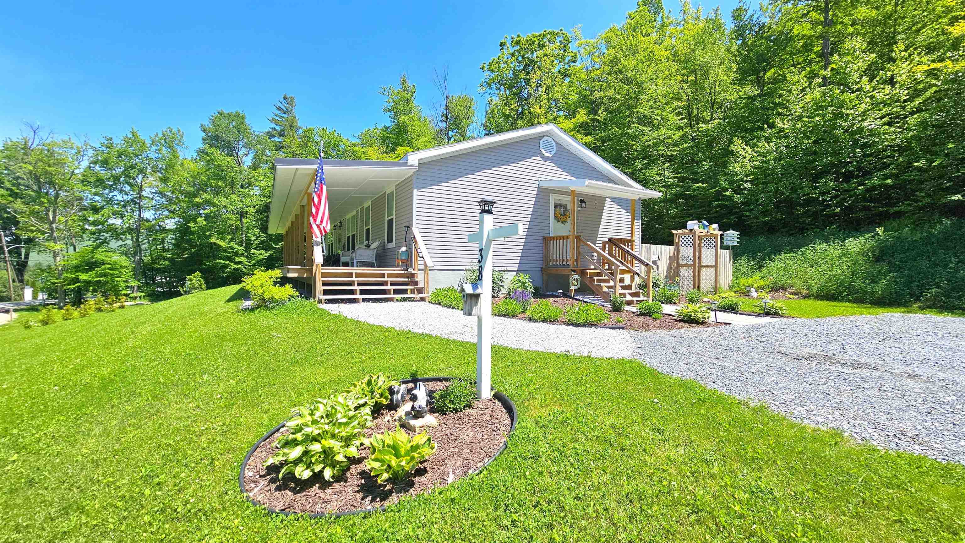 38 Oak Ridge Lane Bennington, VT 05201 - Photo 6 of 26