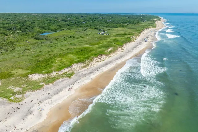 $389,000 | 0 Moshup Trail, Aquinnah, MA 02535