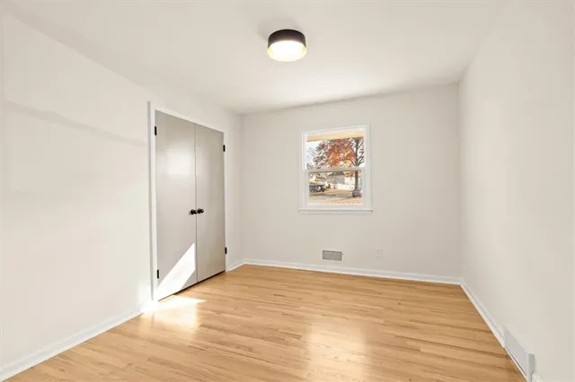 $289,900 | 6016 East 107th Terrace, Kansas City, MO 64134