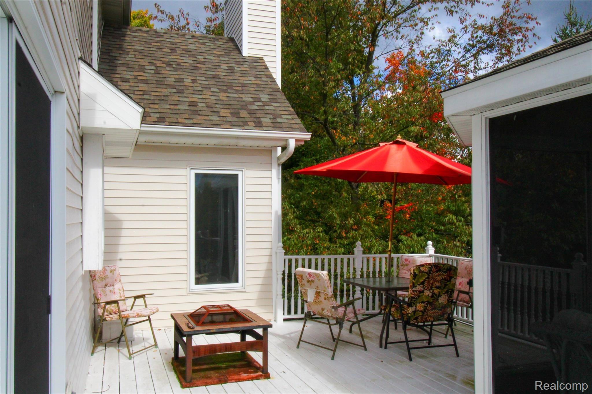 2354 Rolling Ridge Lane Holt, MI 48842 - Photo 43 of 48 Deck 2.jpg