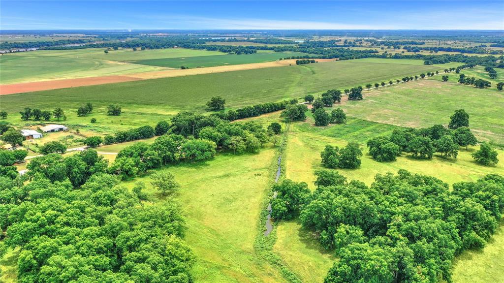 320 Elmore Road Denison, TX 75021 - Photo 8 of 29