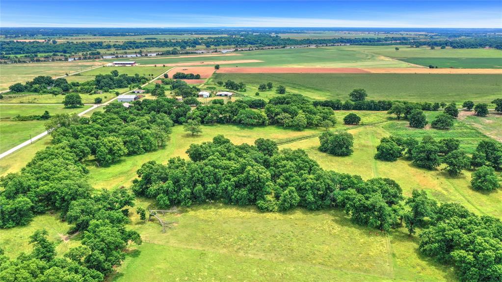 320 Elmore Road Denison, TX 75021 - Photo 9 of 29