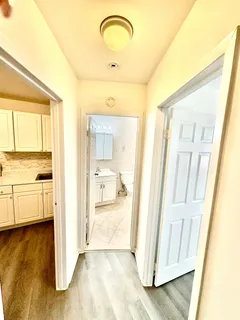 $1,895 | 105 Columbia Avenue, Unit 2, Jersey City, NJ 07307