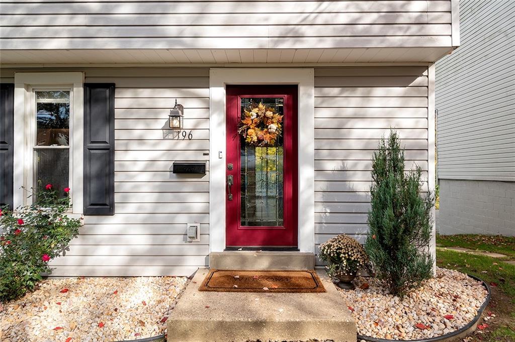 196 Cochran Road Pittsburgh, PA 15228 - Photo 2 of 25