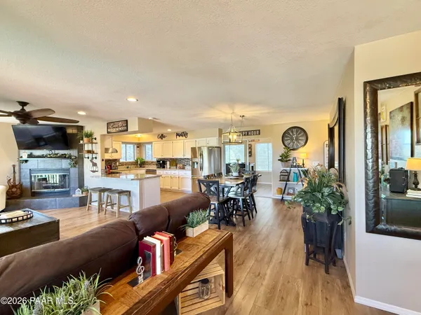$3,300 | 4871 Butterfly Drive, Prescott, AZ 86301