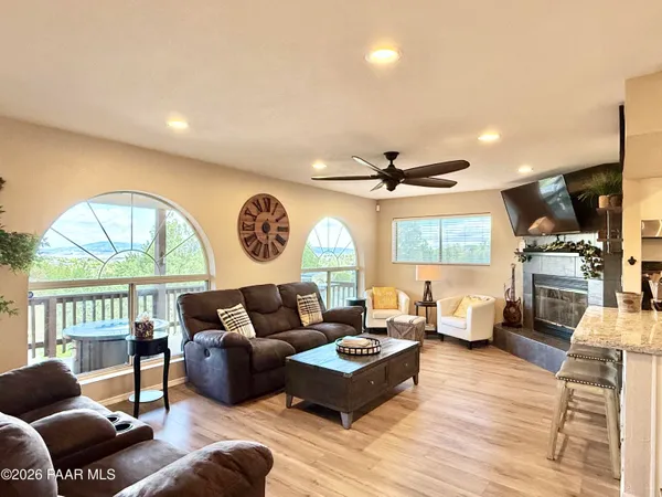 $3,300 | 4871 Butterfly Drive, Prescott, AZ 86301