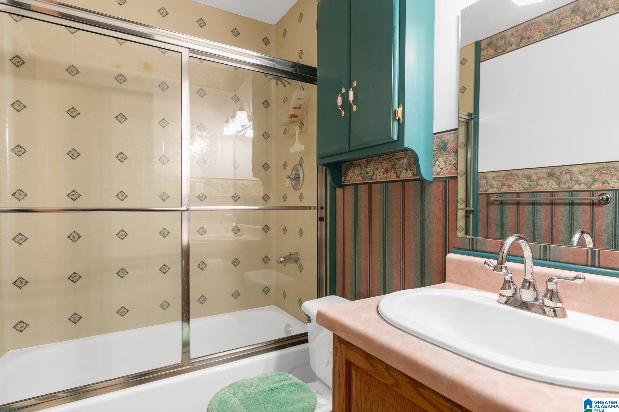 1395 Thomas Road Warrior, AL 35180 - Photo 15 of 23