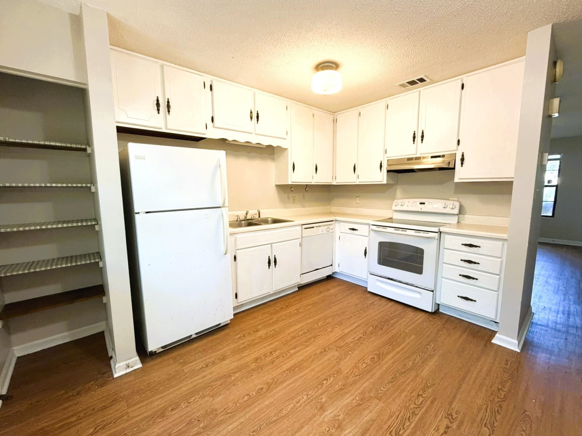 2683 West Mission Road Tallahassee, FL 32304 - Photo 8 of 22