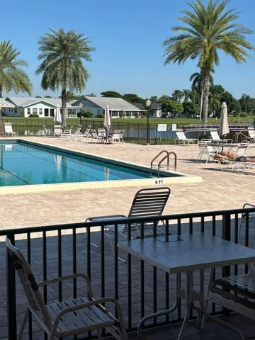 $1,900 | 3474 Cypress Trail, Unit 201, West Palm Beach, FL 33417