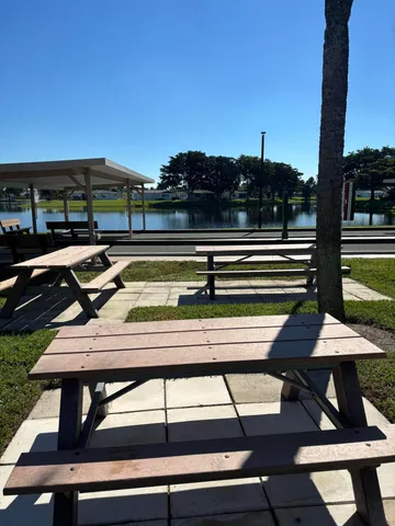 $1,900 | 3474 Cypress Trail, Unit 201, West Palm Beach, FL 33417