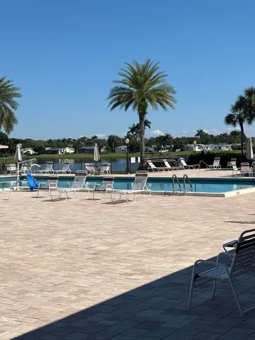 $1,900 | 3474 Cypress Trail, Unit 201, West Palm Beach, FL 33417