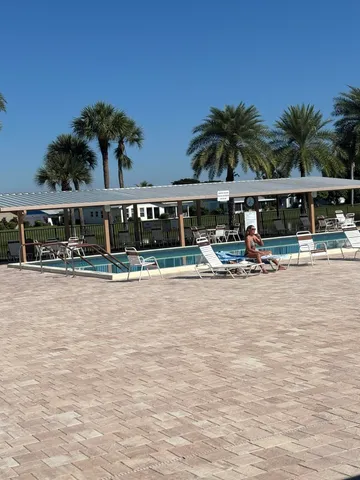 $1,900 | 3474 Cypress Trail, Unit 201, West Palm Beach, FL 33417