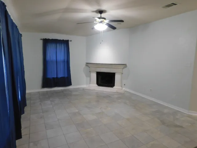 $2,300 | 1301 Leah Lane, Round Rock, TX 78665