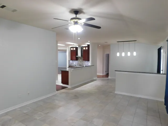 $2,300 | 1301 Leah Lane, Round Rock, TX 78665