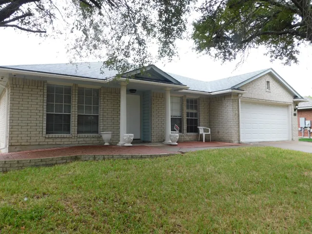 $2,300 | 1301 Leah Lane, Round Rock, TX 78665