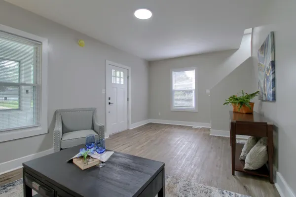 $160,000 | 609 West Biddle Street, Jackson, MI 49203