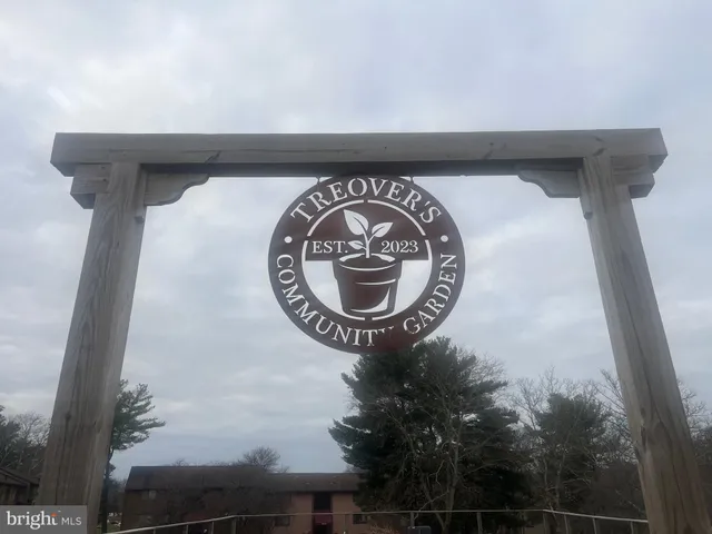 $225,000 | 6079 Majors Lane, Unit 6 M6, Columbia, MD 21045