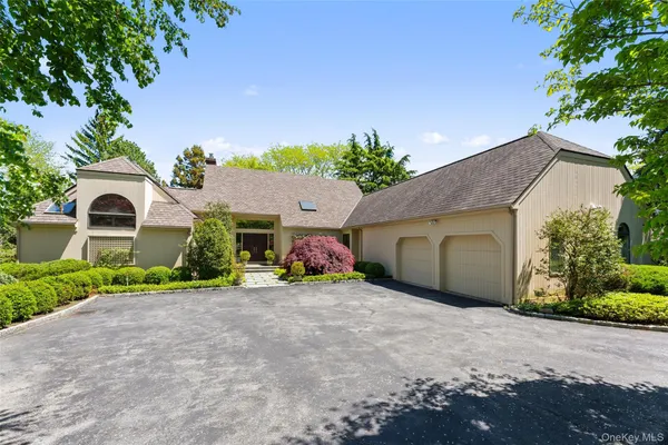 $1,995,000 | 9 Purchase Hills Drive, Purchase, NY 10577