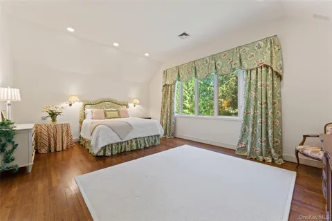 $1,995,000 | 9 Purchase Hills Drive, Purchase, NY 10577