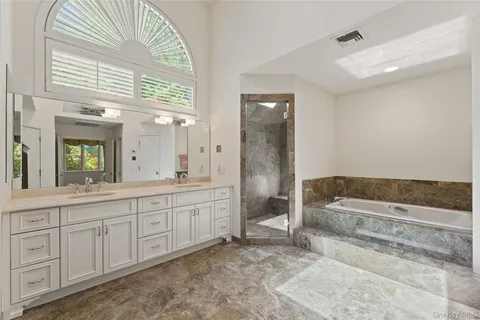 $1,995,000 | 9 Purchase Hills Drive, Purchase, NY 10577