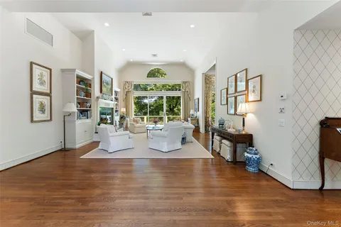 $1,995,000 | 9 Purchase Hills Drive, Purchase, NY 10577
