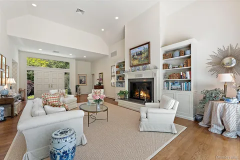 $1,995,000 | 9 Purchase Hills Drive, Purchase, NY 10577