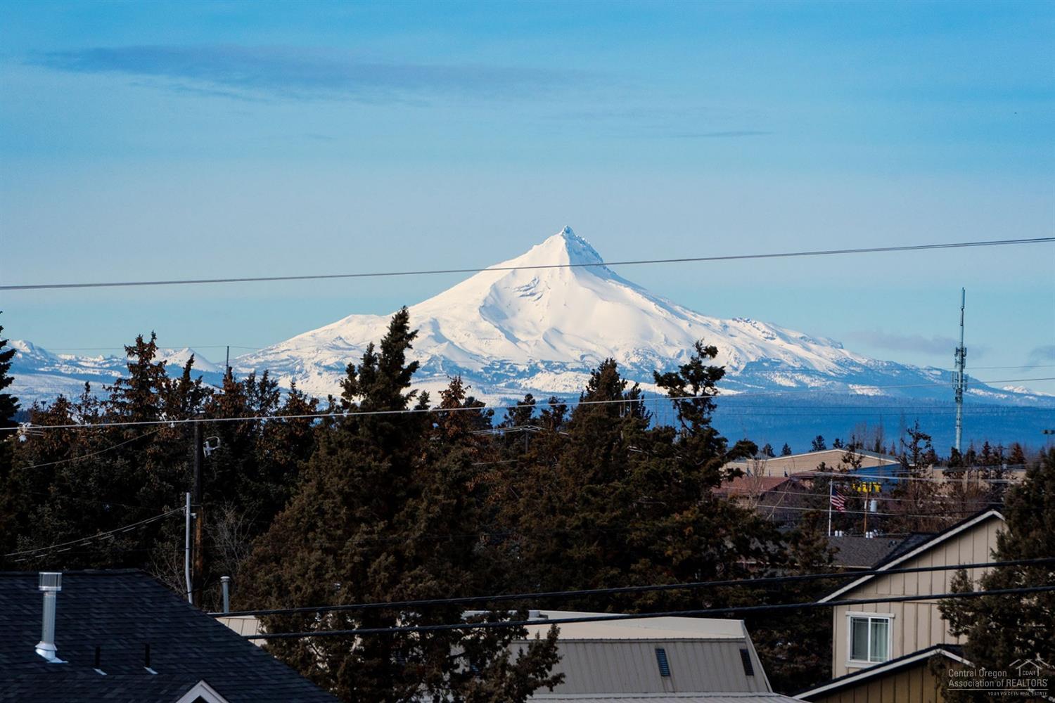 63129 Iner Loop Bend, OR 97701 - Photo 11 of 19 Additional Photo