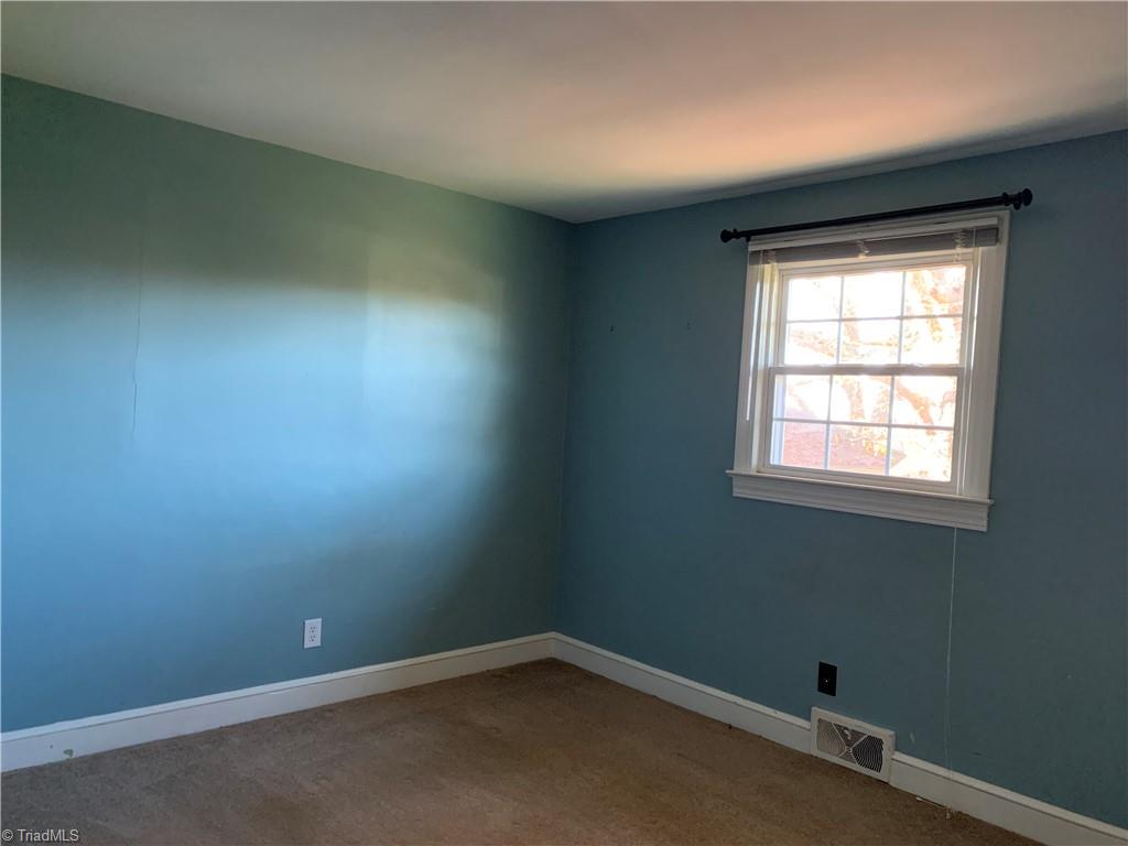 4845 Skylark Road Pfafftown, NC 27040 - Photo 15 of 22 Gallery Image 15