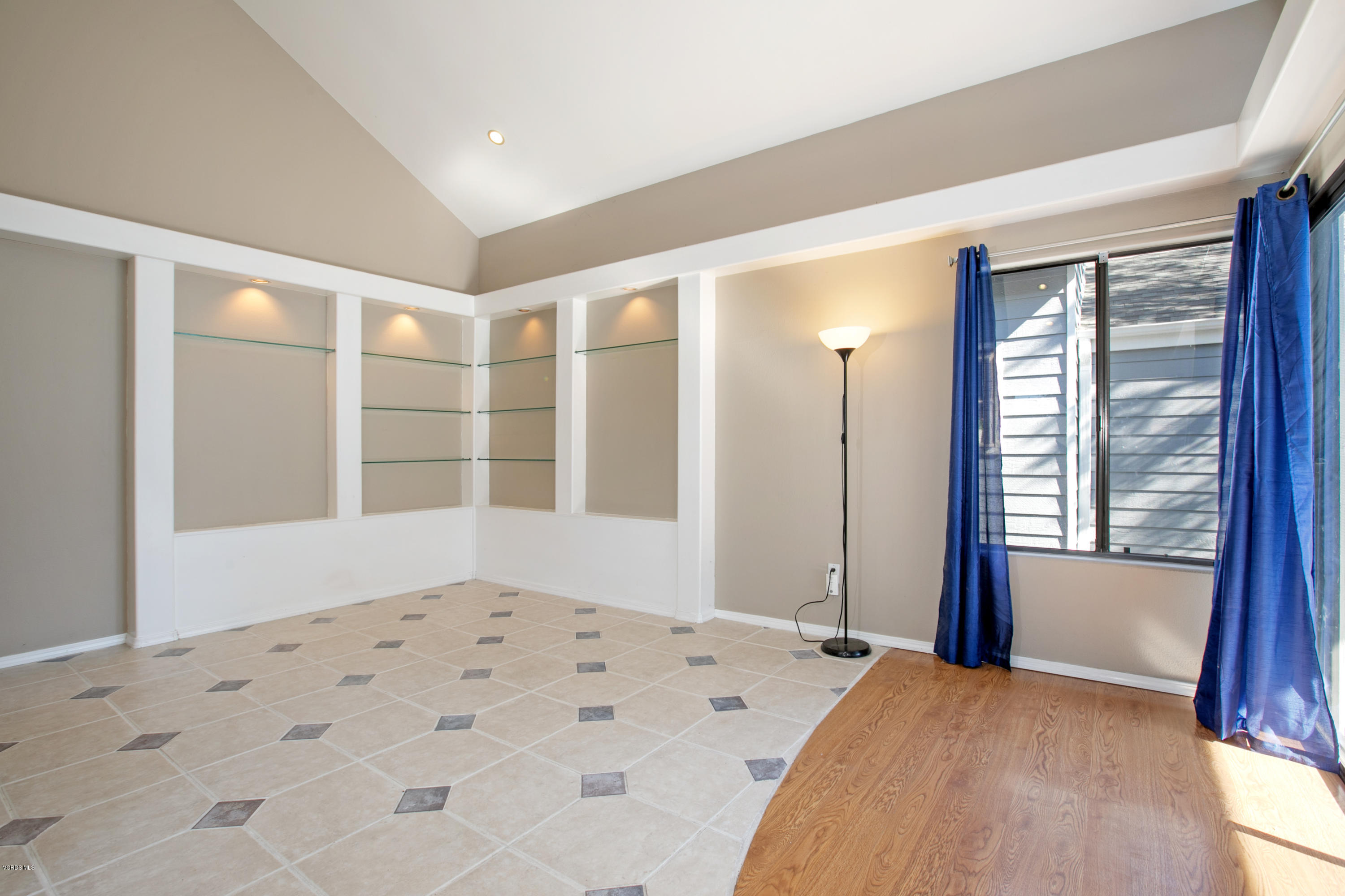 659 Arneill Road Camarillo, CA 93010 - Photo 3 of 25 a view of livingroom with front door